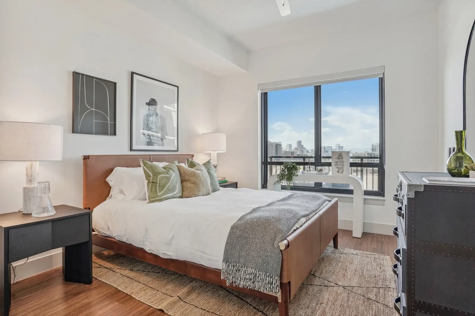 Bedroom amenities